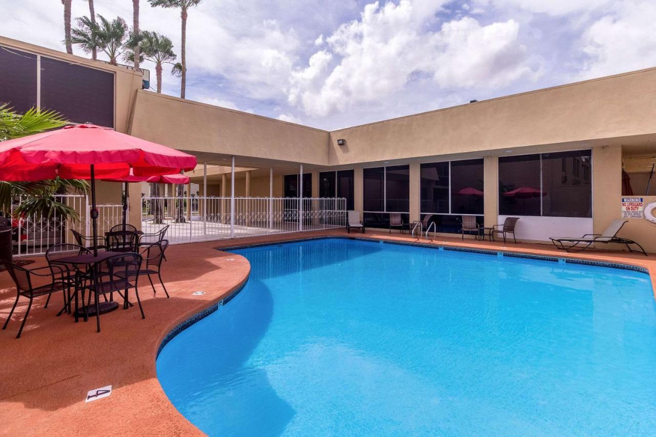 Clarion Inn near McAllen Airport Exterior foto